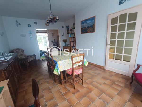 Maison 3 chambres jardin garage à raffraichir