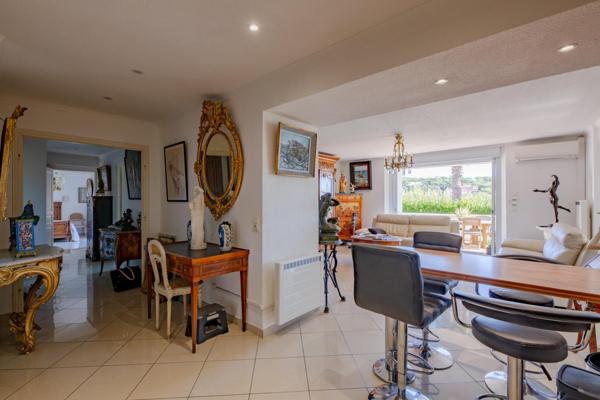 A pied de la plage - vue dégagée et aperçu mer