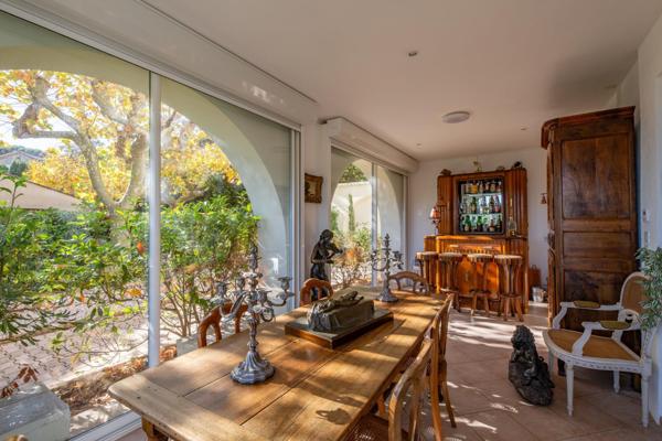 A pied de la plage - vue dégagée et aperçu mer