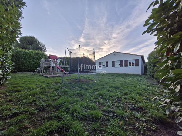 Maison plein pied Montlegun