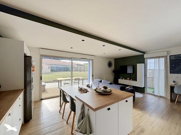 Maison à vendre 420 000 € Tosse 4 p 92 m² DPE B