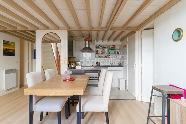 Vente
                Appartement66 m² - 4 Pièces -
                    TROUVILLE SUR MER (14360)