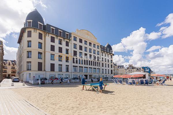 Vente
                Appartement66 m² - 4 Pièces -
                    TROUVILLE SUR MER (14360)