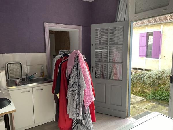 Immeuble à vendre |  Bourganeuf |  261 m²