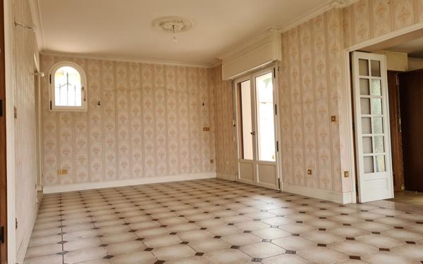 Maison à vendre    6 pièces •  Royan