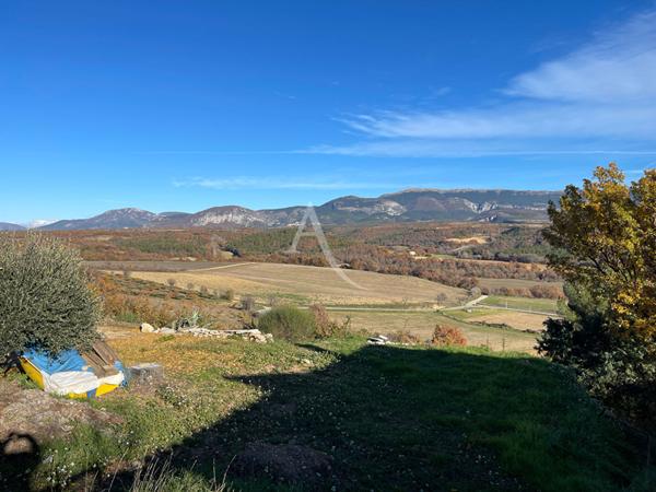 VILLA À PUIMOISSON TYPE 5 SUR 1687M2 DE JARDIN AVEC PISCINE VUE IMPRENABLE DEPENDANCE GARAGE