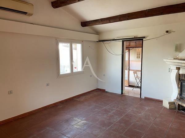 VILLA À PUIMOISSON TYPE 5 SUR 1687M2 DE JARDIN AVEC PISCINE VUE IMPRENABLE DEPENDANCE GARAGE