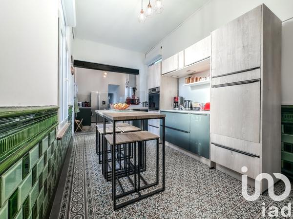 Maison à vendre 9 pièces 210 m² Raismes