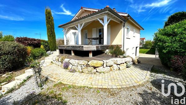 Maison à vendre 8 pièces 178 m² Saint-Romain-le-Puy