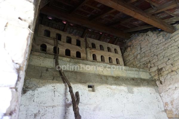 Maison des années 1700 en pierres et ses dépendances à MEURCOURT (70)