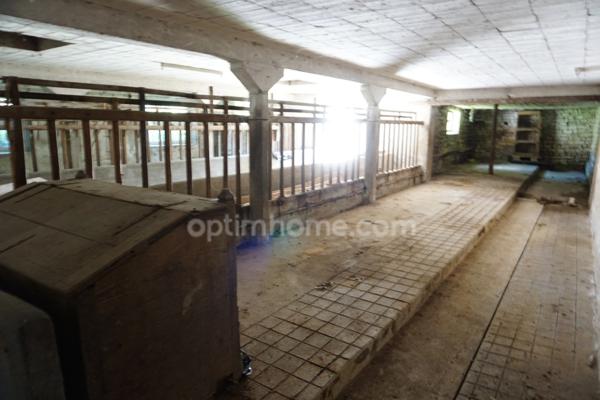 Maison des années 1700 en pierres et ses dépendances à MEURCOURT (70)