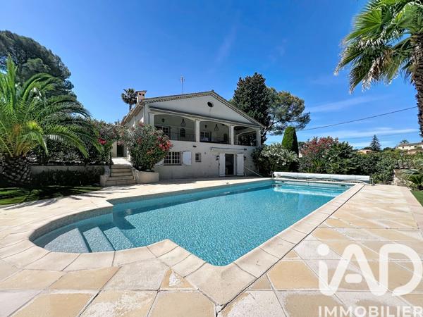 Maison à vendre 9 pièces 204,91 m² Mougins