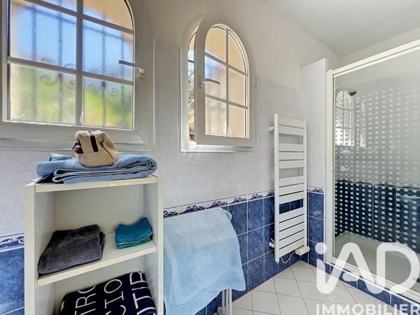 Maison à vendre 9 pièces 204,91 m² Mougins