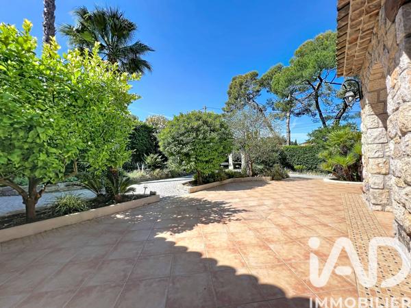 Maison à vendre 9 pièces 204,91 m² Mougins