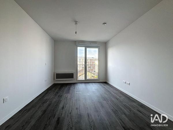 Location appartement 1 pièce 26 m² Neuilly-Plaisance