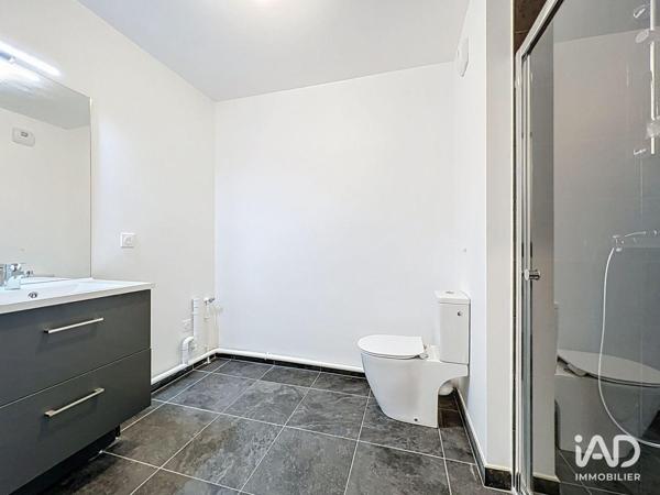 Location appartement 1 pièce 26 m² Neuilly-Plaisance