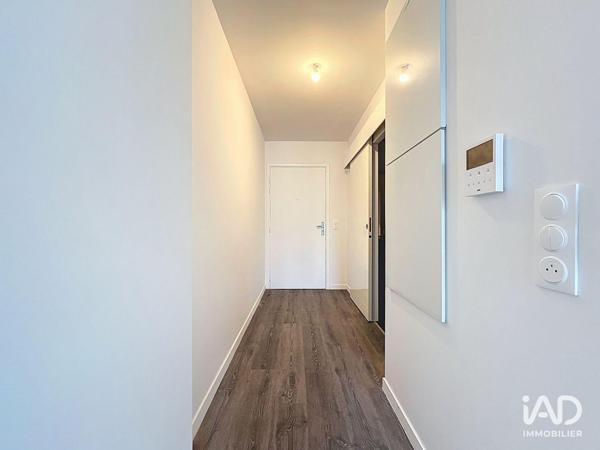 Location appartement 1 pièce 26 m² Neuilly-Plaisance