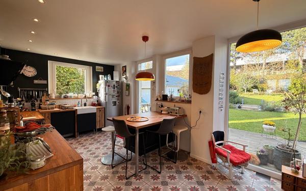 Maison à vendre    6 pièces • 260 m2 Caen