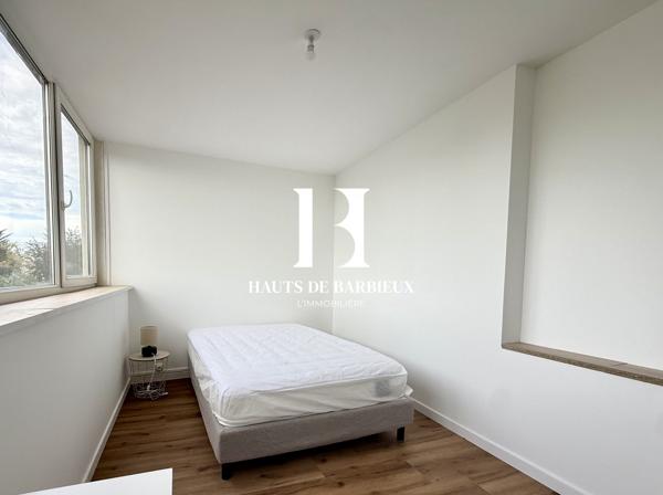 Appartement à louer, 5 pièces - Roubaix 59100