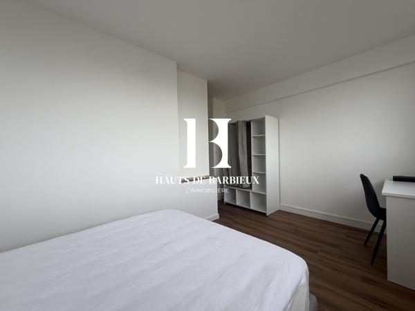 Appartement à louer, 5 pièces - Roubaix 59100