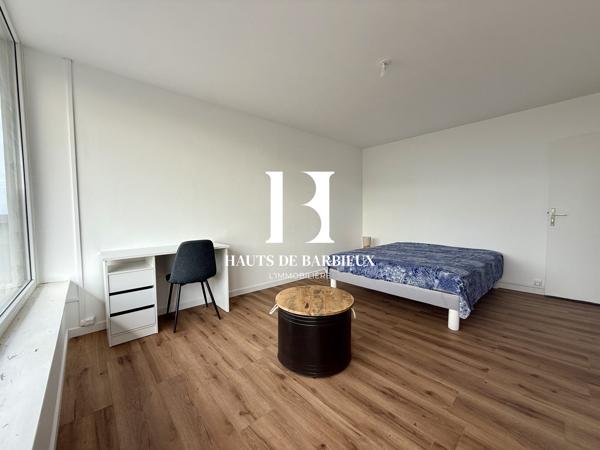Appartement à louer, 5 pièces - Roubaix 59100