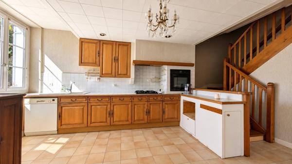 Maison à vendre 248 000 € Veyrins-Thuellin 4 p 145 m² DPE F