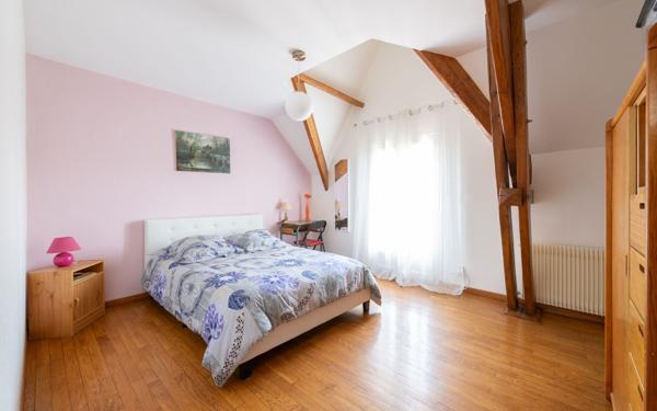 Maison à vendre    6 pièces • 208 m2 Chelles