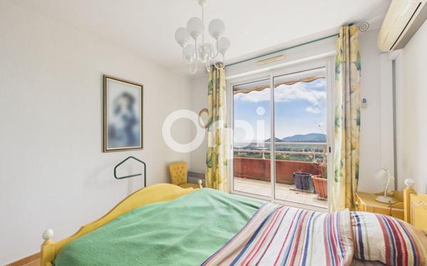 Appartement à vendre    3 pièces • 70,03 m2 Mandelieu-la-Napoule