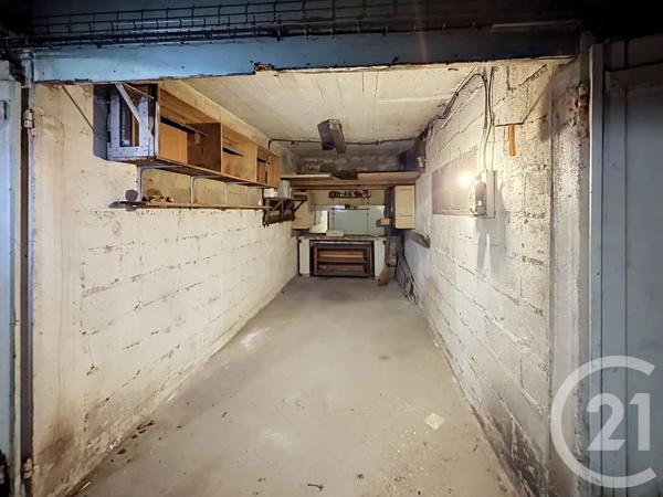 Parking à vendre  15 m 2   LE KREMLIN BICETRE  - 94