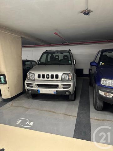 Parking à vendre  15 m 2   LE KREMLIN BICETRE  - 94