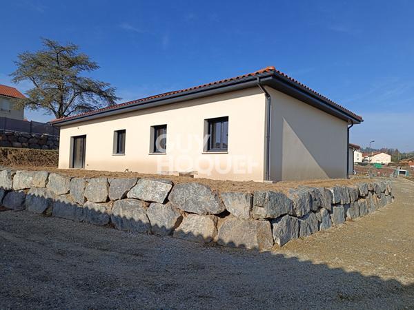 Maison Neuve de 99 m2 avec panneaux solaires à Boën