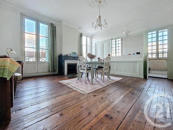 Appartement F5 à vendre  5 pièces - 136,62 m2 ROCHEFORT - 17