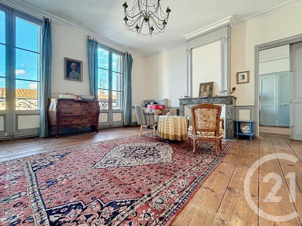 Appartement F5 à vendre  5 pièces - 136,62 m2 ROCHEFORT - 17