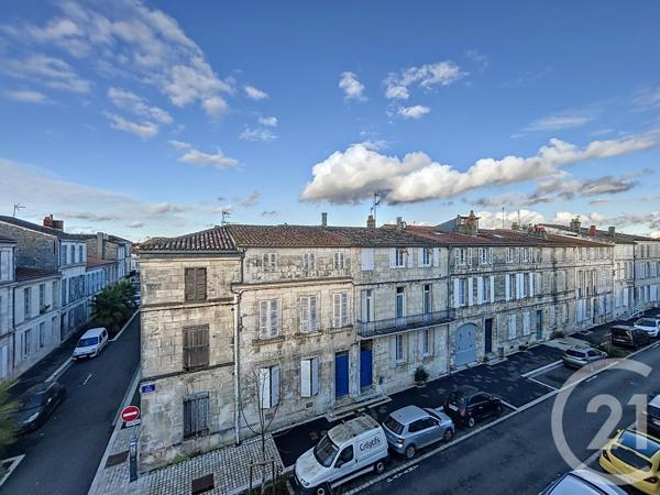 Appartement F5 à vendre  5 pièces - 136,62 m2 ROCHEFORT - 17