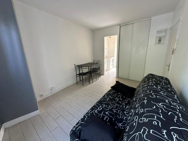 Studio 1 pièce(s) 19.7 m²