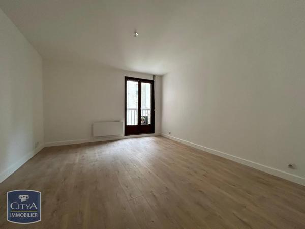 Appartement à louer 1 pièce 27m² Saint-Étienne (42000)