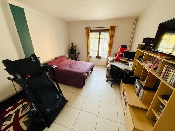 Appartement T4 90m2 avec Balcon et cave