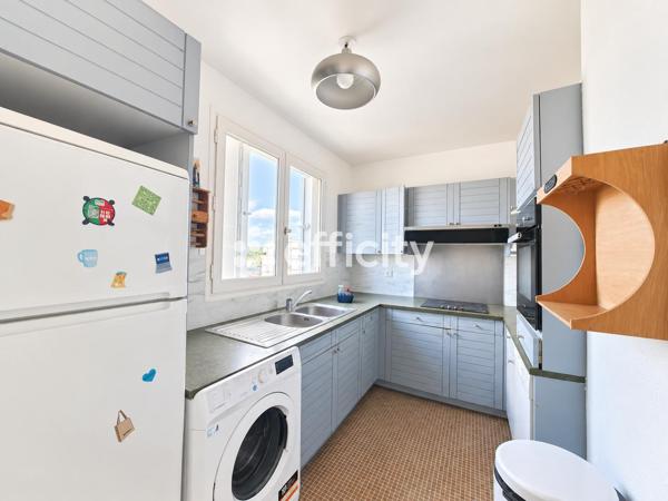 Appartement
         3 pièces
        - 62 m² 329 500 € *