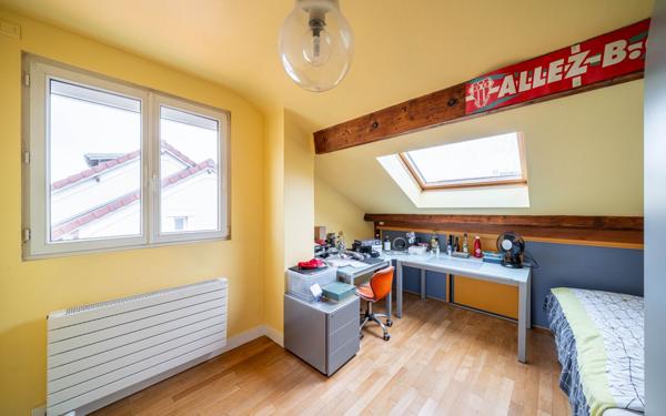 Maison à vendre    8 pièces • 195 m2 Versailles