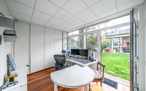 Maison à vendre    8 pièces • 195 m2 Versailles