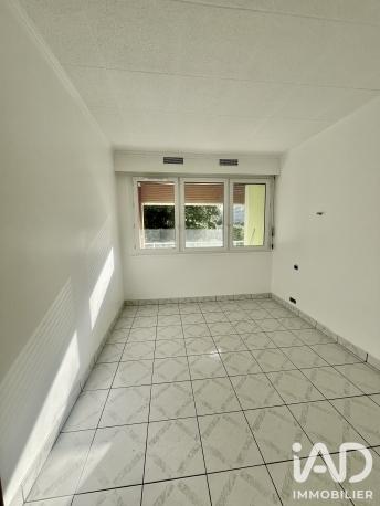 Location appartement 3 pièces 58,11 m² Ris-Orangis