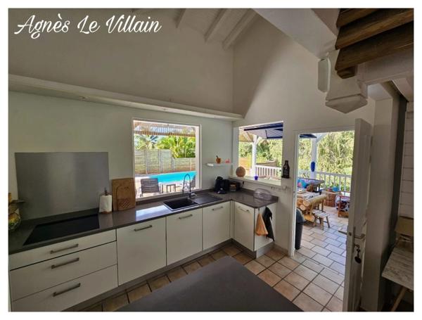 -- EXCLUSIVITÉ -- Villa Piscine + 2 Logements Plage Grande Anse à 800 m
