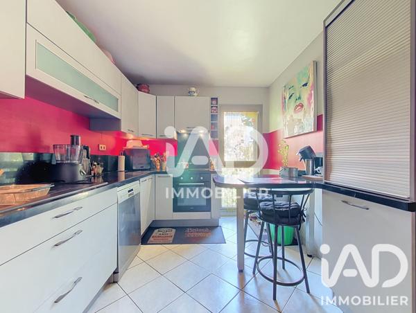 Appartement à vendre 5 pièces 101 m² Évry-Courcouronnes