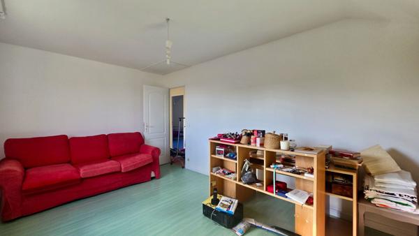 MAISON TRADITIONNEL 3 CHAMBRES AVEC JARDIN CENTRE VILLE DE SAVIGNY