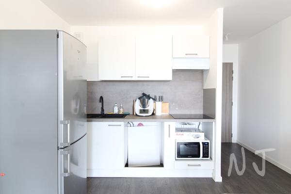 Appartement à louer Angers – 2 grandes chambres, 1 balcon.