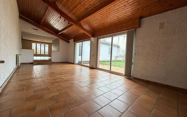 Maison à vendre    4 pièces • 153 m2 La Rochelle