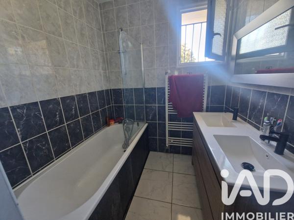 Maison à vendre 8 pièces 251 m² Angoulême