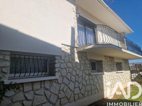 Maison à vendre 8 pièces 251 m² Angoulême