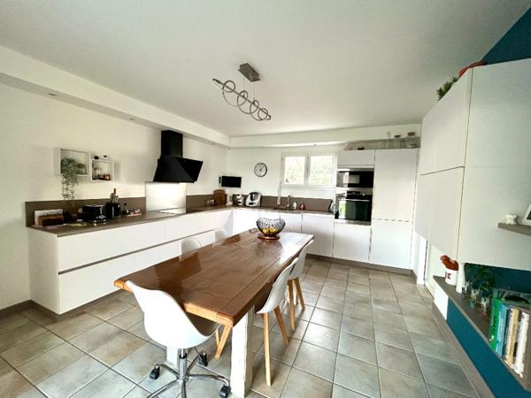 À Villemoustaussou, villa en vente avec Le TUC IMMO BRAM-Agence AVEROUX Villemoustaussou (11620)