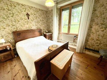 Maison à vendre à Saint-Chély-d'Apcher en Lozère (48200), ref : 48032-222